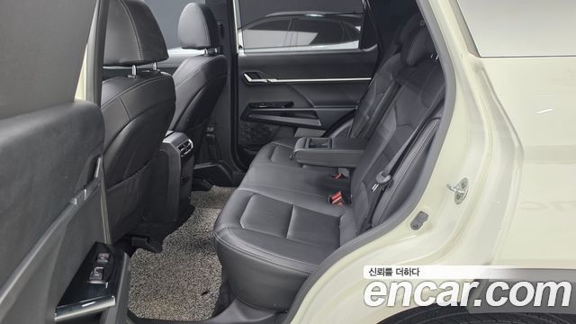 KG Mobility Torres 2024 — photo 12