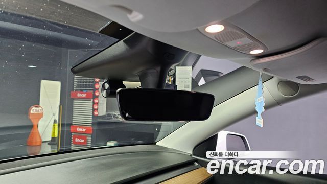 Tesla Model Y 2021 — photo 29