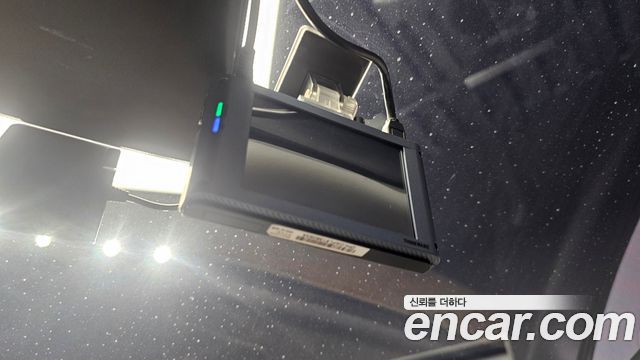Tesla Model Y 2021 — photo 31