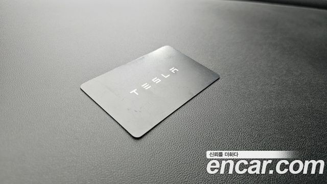 Tesla Model Y 2021 — photo 32
