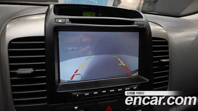 Kia Canival 2010 — photo 14