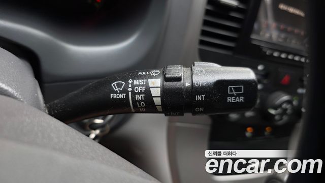 Kia Canival 2010 — photo 18