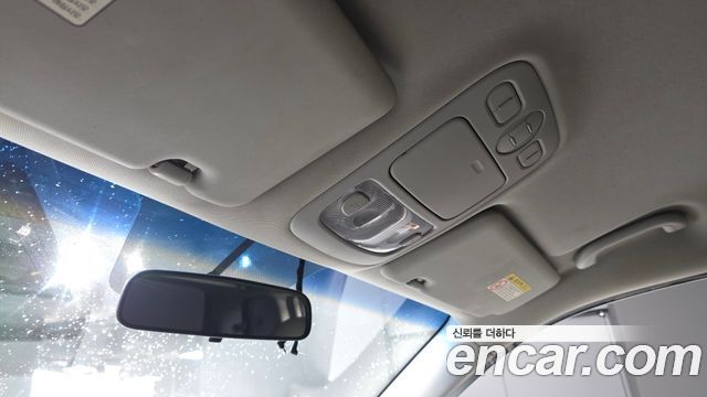 Kia Canival 2010 — photo 19