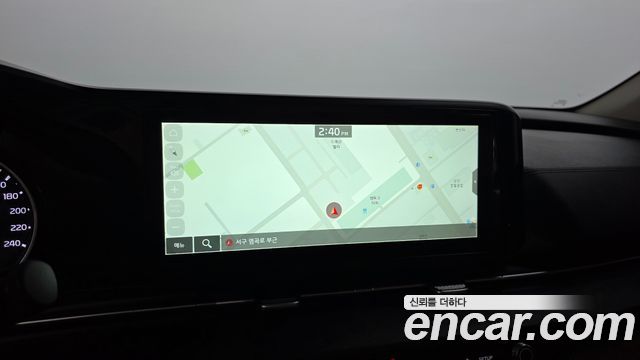 Kia Canival 2023 — photo 15