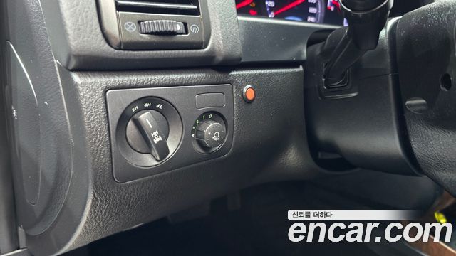 KG Mobility Rexton 2016 — photo 26