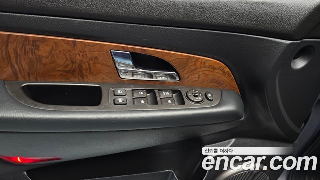 KG Mobility Rexton 2016 — photo 28