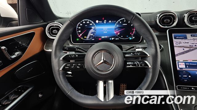 Mercedes-Benz C-Class 2023 — photo 13