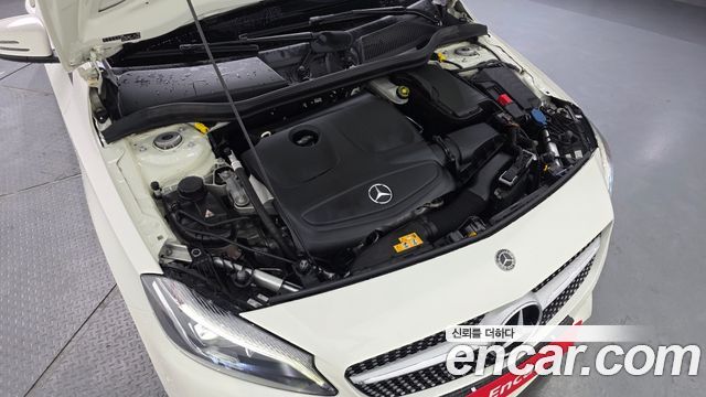 Mercedes-Benz A-Class 2018 — photo 6