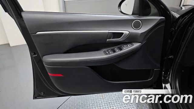 Hyundai Sonata 2022 — photo 14