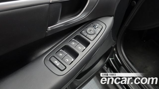 Hyundai Sonata 2022 — photo 30