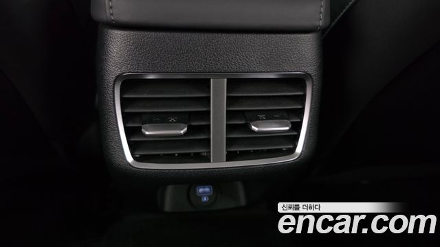 Hyundai Sonata 2022 — photo 32