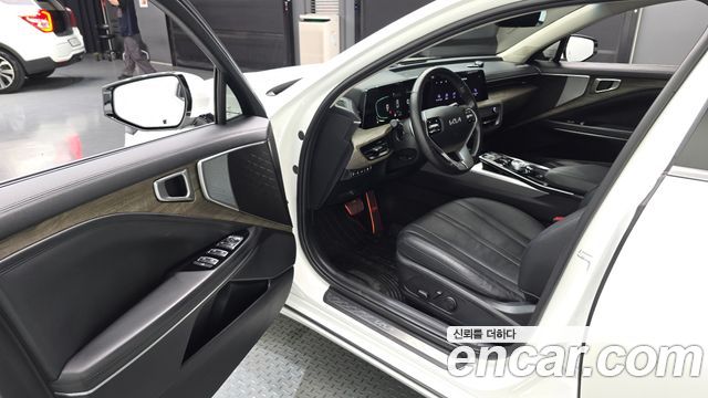 Kia K8 2023 — photo 13