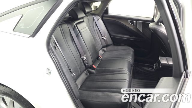Kia K8 2023 — photo 18
