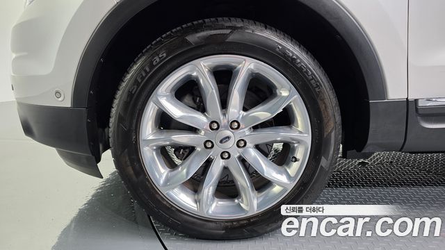 Ford Explorer 2014 — photo 5