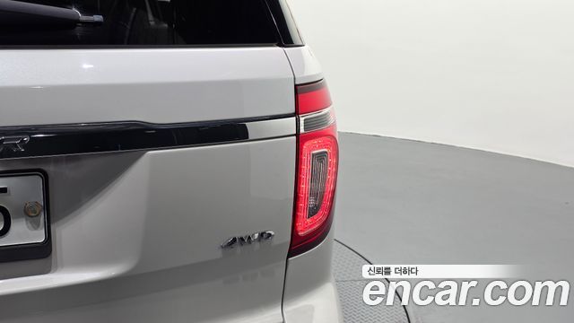 Ford Explorer 2014 — photo 9