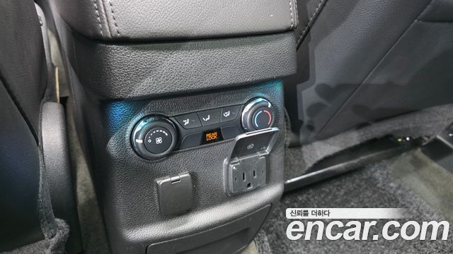 Ford Explorer 2014 — photo 29