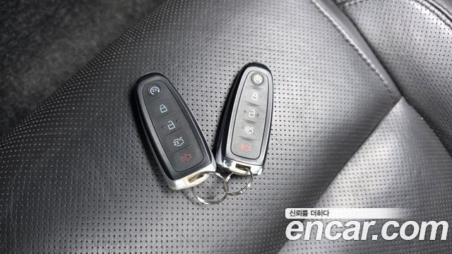 Ford Explorer 2014 — photo 31