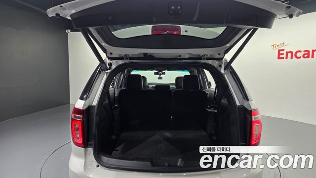 Ford Explorer 2014 — photo 34