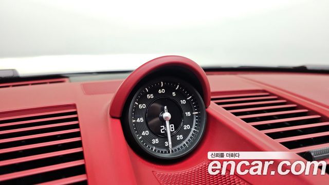 Porsche 911 2026 — photo 31