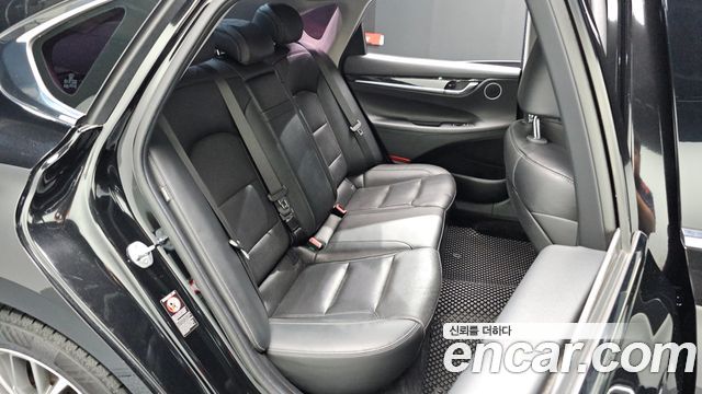 Hyundai Grandeur 2018 — photo 17