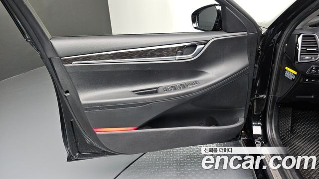 Hyundai Grandeur 2018 — photo 14