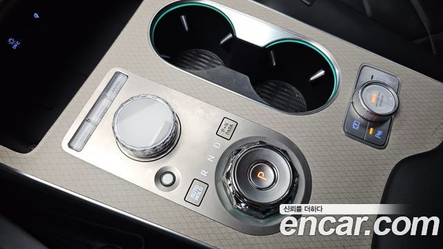 Genesis GV80 2024 — photo 12