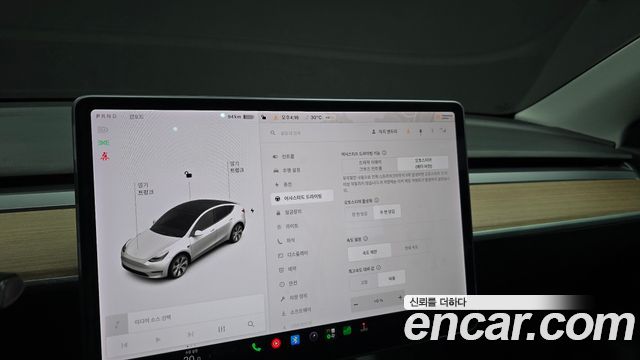 Tesla Model Y 2021 — photo 21