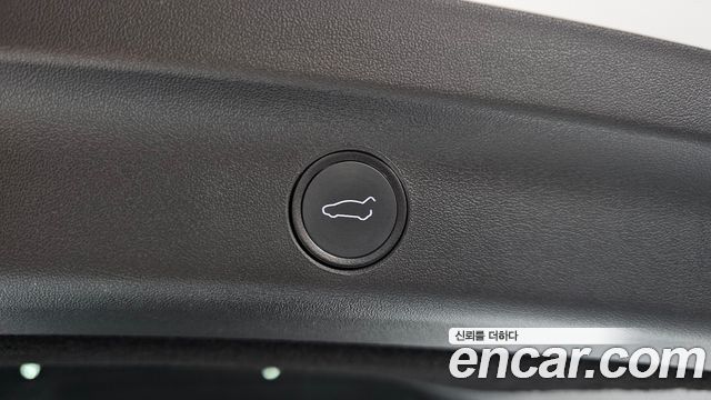 Tesla Model Y 2021 — photo 26