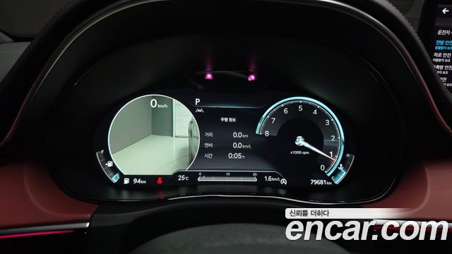 Genesis GV70 2021 — photo 8