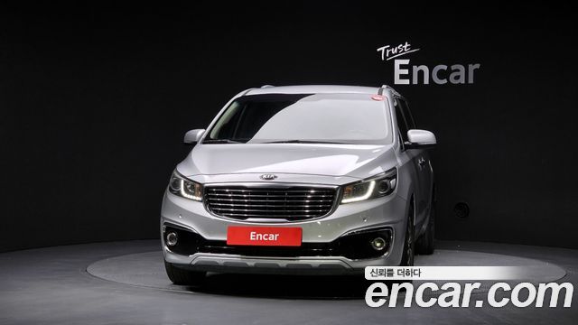 Kia Canival 2017 — photo 3
