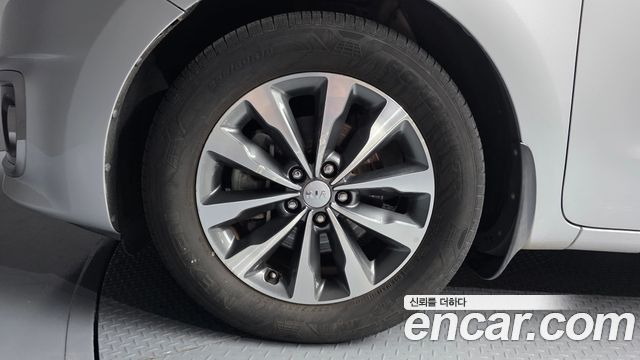 Kia Canival 2017 — photo 5