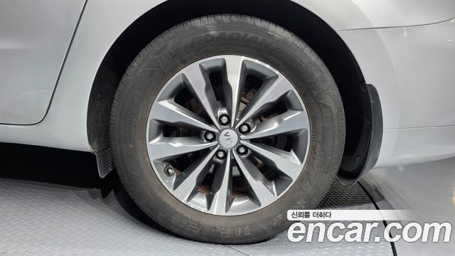 Kia Canival 2017 — photo 7
