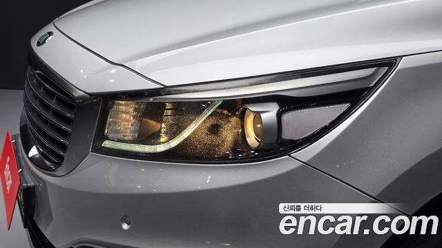 Kia Canival 2017 — photo 8