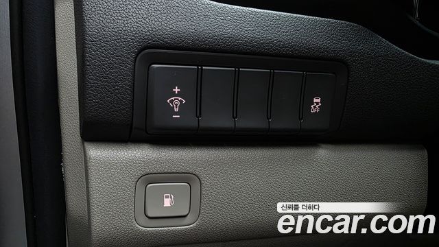 Kia Canival 2017 — photo 27