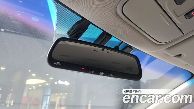 Kia Canival 2017 — photo 29