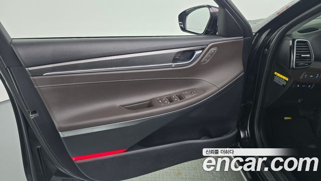 Hyundai Grandeur 2017 — photo 14