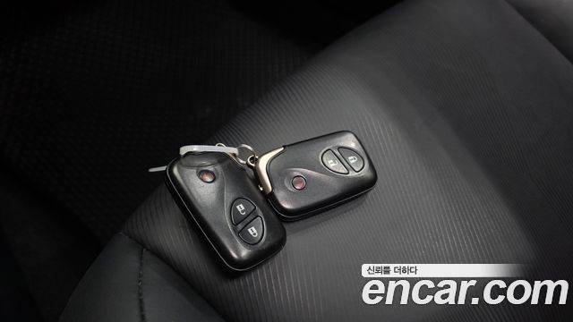 Lexus CT200h 2018 — photo 30