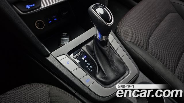 Hyundai AVANTE 2020 — photo 9