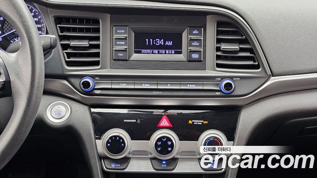 Hyundai AVANTE 2020 — photo 14