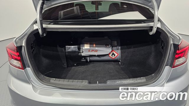 Hyundai AVANTE 2020 — photo 20