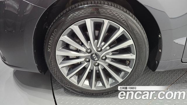 Kia K7 2017 — photo 5
