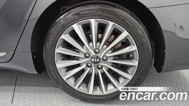 Kia K7 2017 — photo 7
