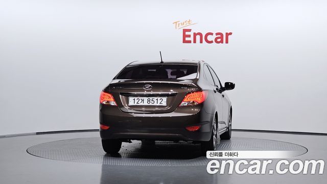 Hyundai Accent 2015 — photo 4