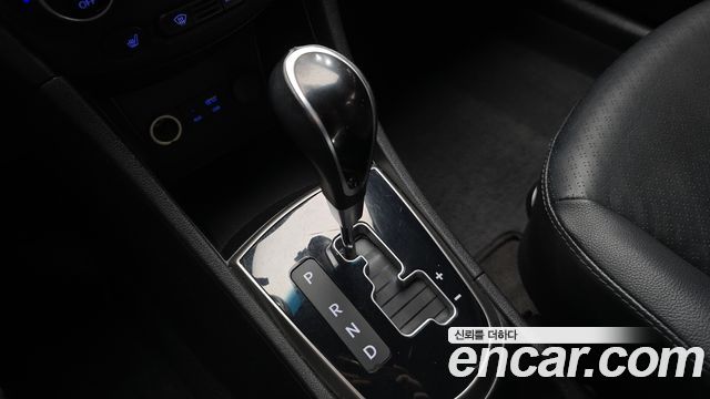 Hyundai Accent 2015 — photo 9