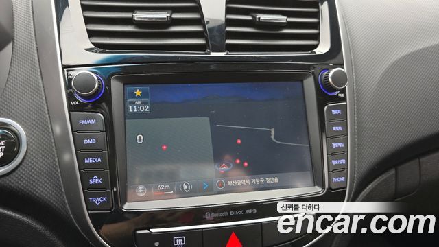 Hyundai Accent 2015 — photo 16