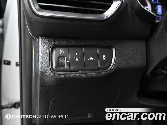 Hyundai Santafe 2019 — photo 17