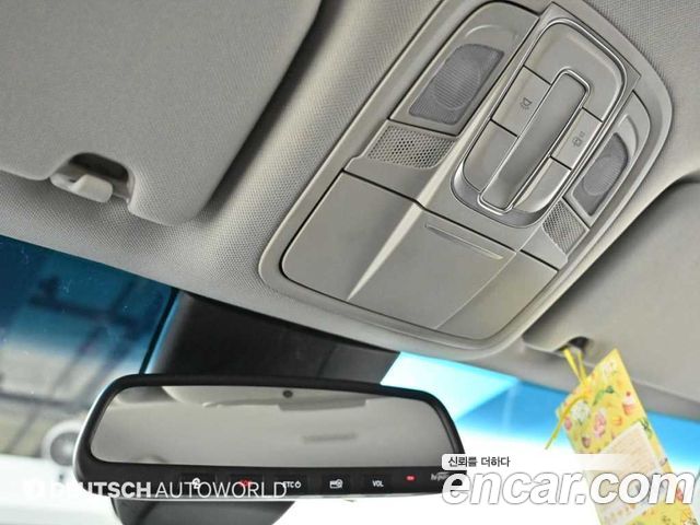 Hyundai Santafe 2019 — photo 18