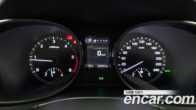 Hyundai Santafe 2016 — photo 11