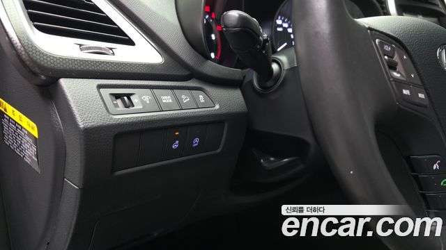 Hyundai Santafe 2016 — photo 23