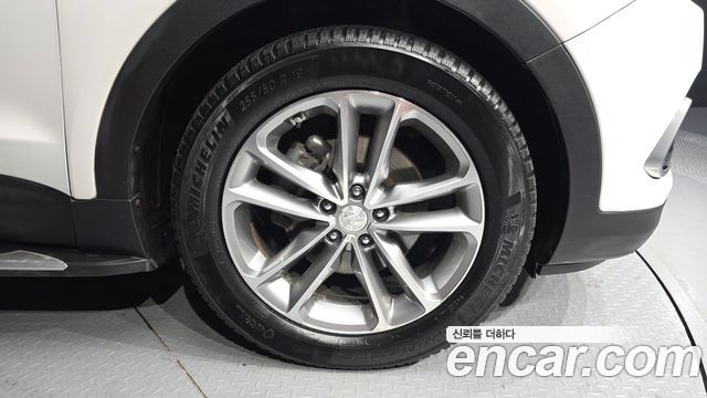 Hyundai Santafe 2016 — photo 7
